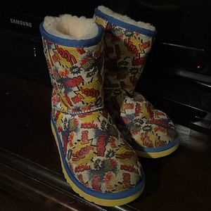 Kids Ugg Australia Comic boots, size 2